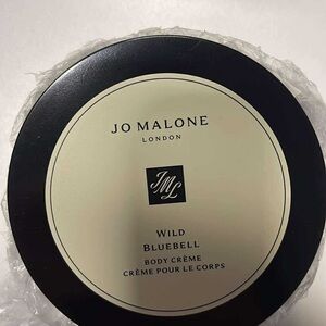 Jo Malone Wild Bluebell Body Crème in Black and Cream